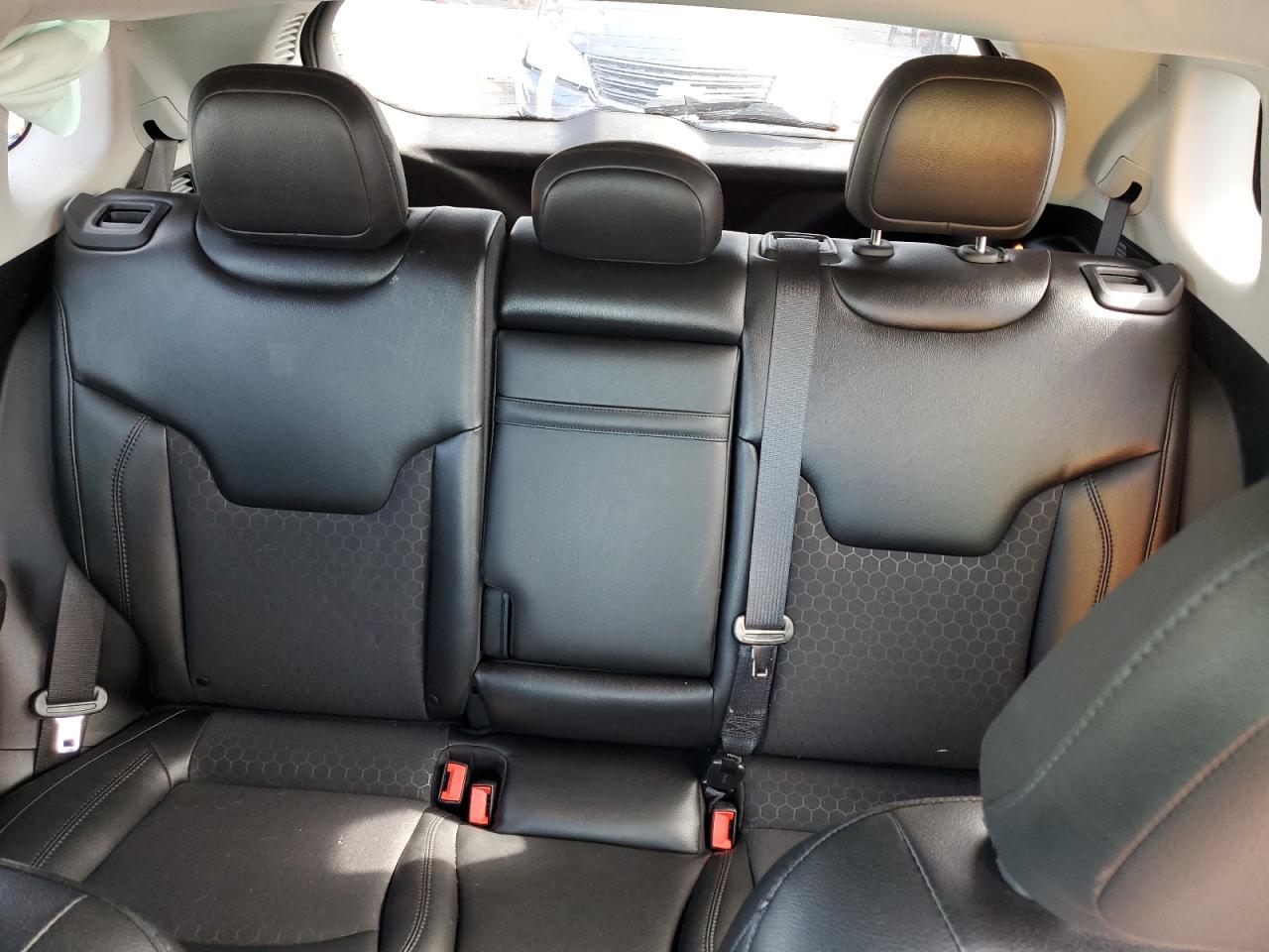 2019 Jeep Compass - Image 10