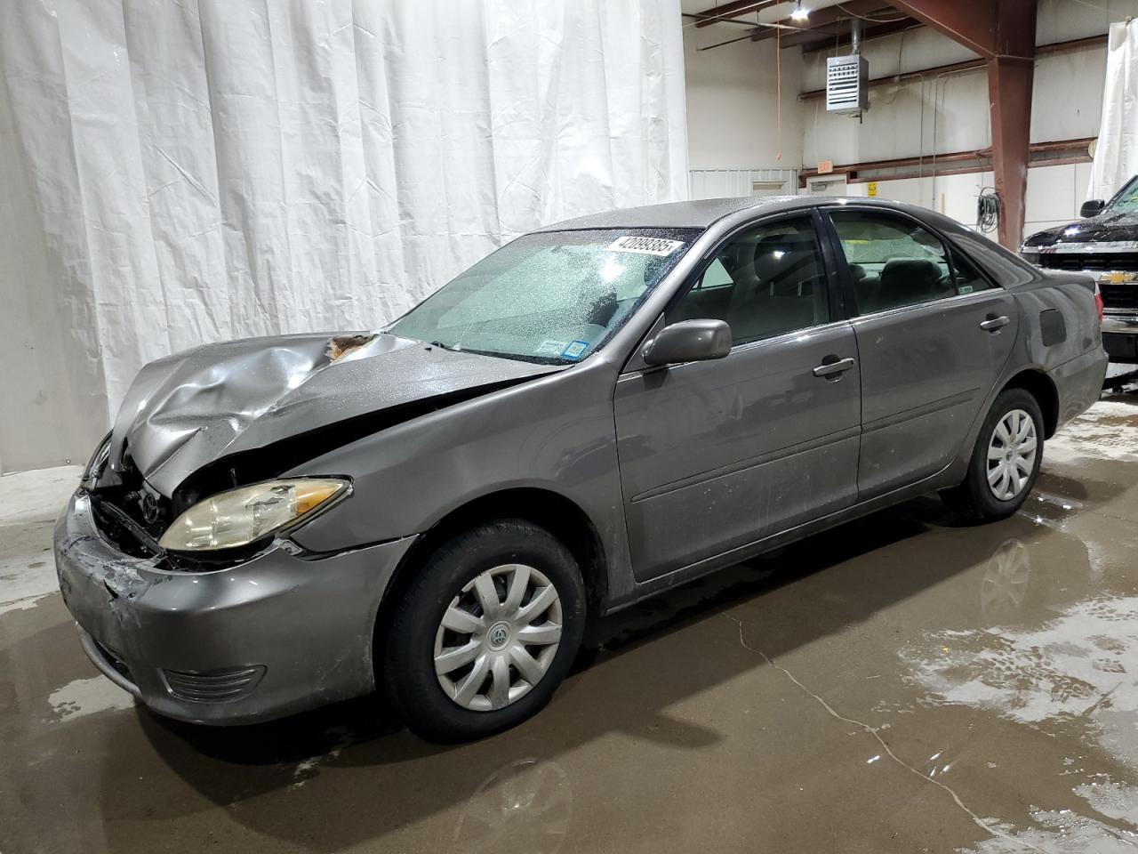 2005 Toyota Camry - Image 1
