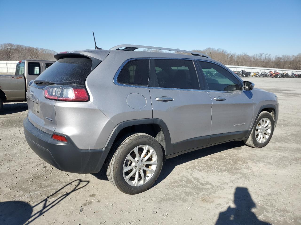 2019 Jeep Grand Cherokee - Image 3