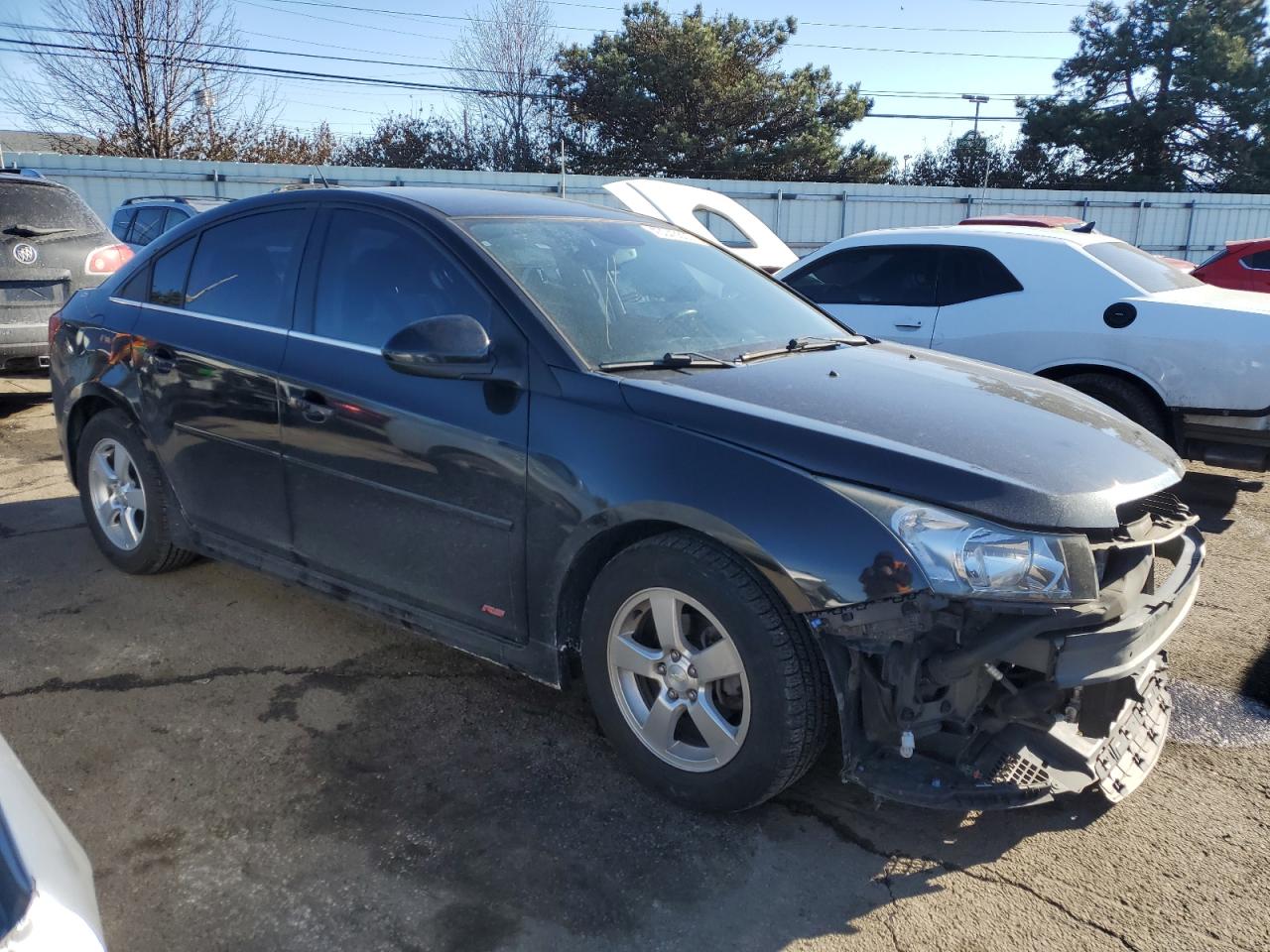 2014 Chevrolet Cruze - Image 4