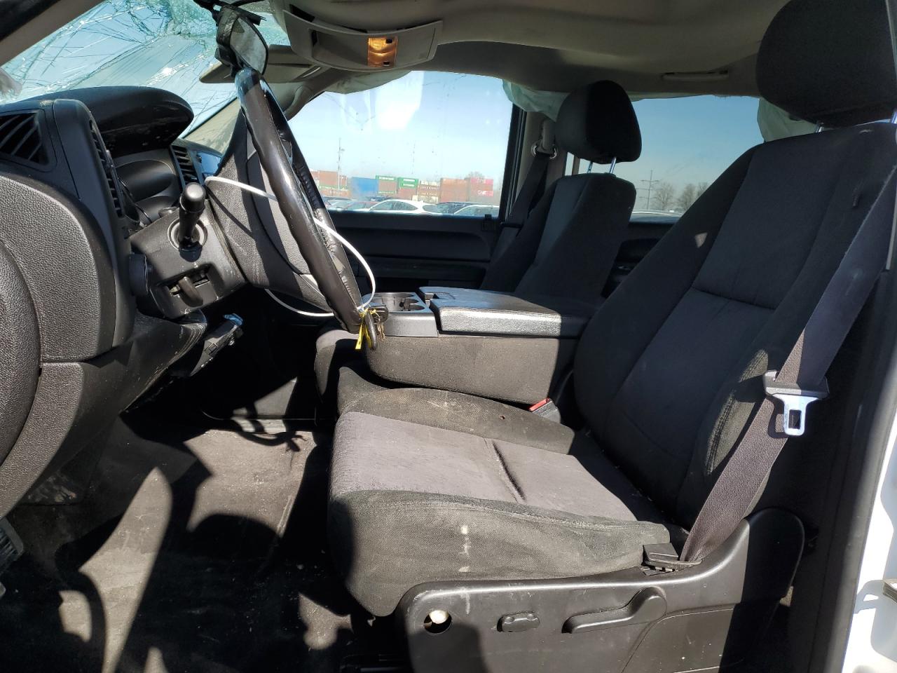2011 Chevrolet Silverado - Image 7