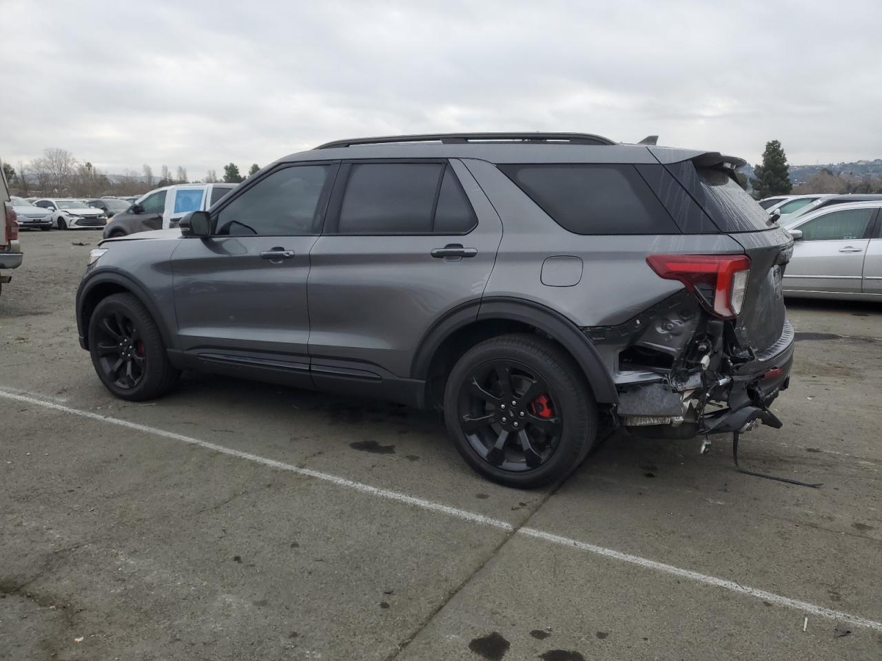 2023 Ford Explorer - Image 2