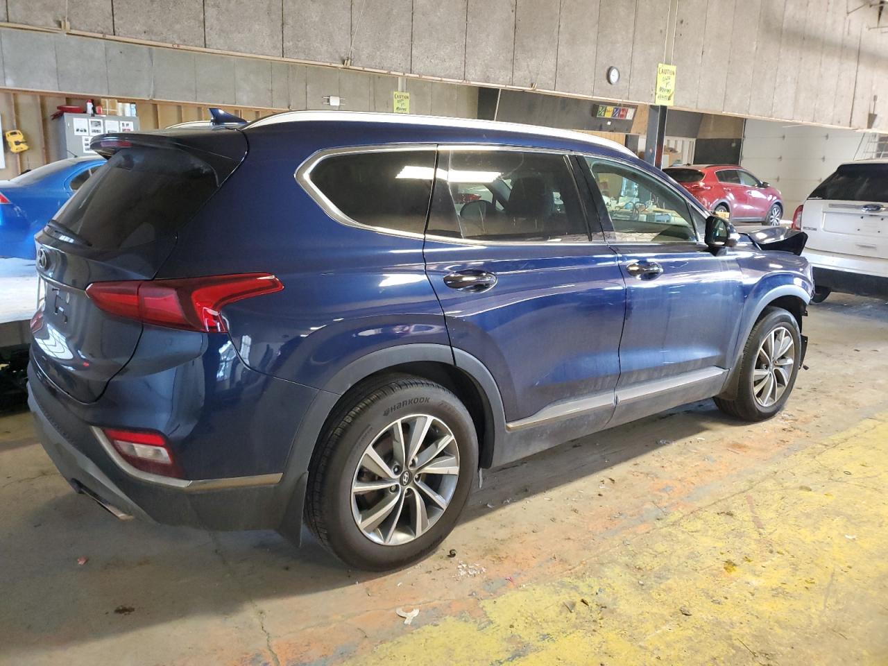 2020 Hyundai Santa Fe - Image 3