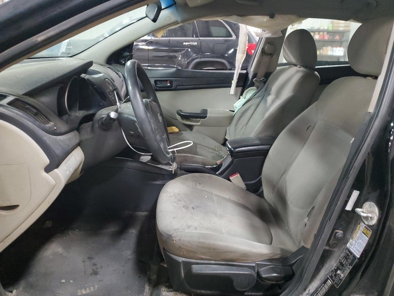 2011 Kia Forte - Image 7
