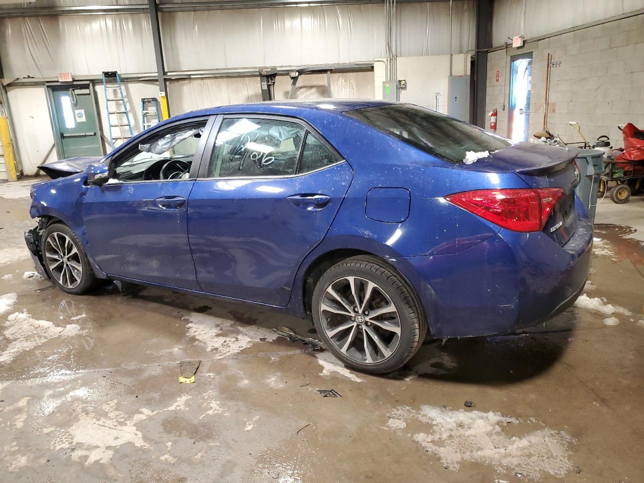 2018 Toyota Corolla - Image 2