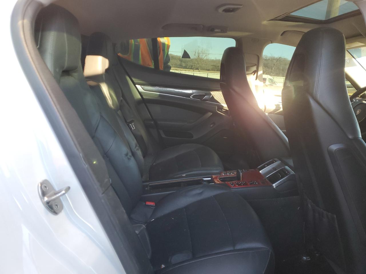 2010 Porsche Panamera - Image 10