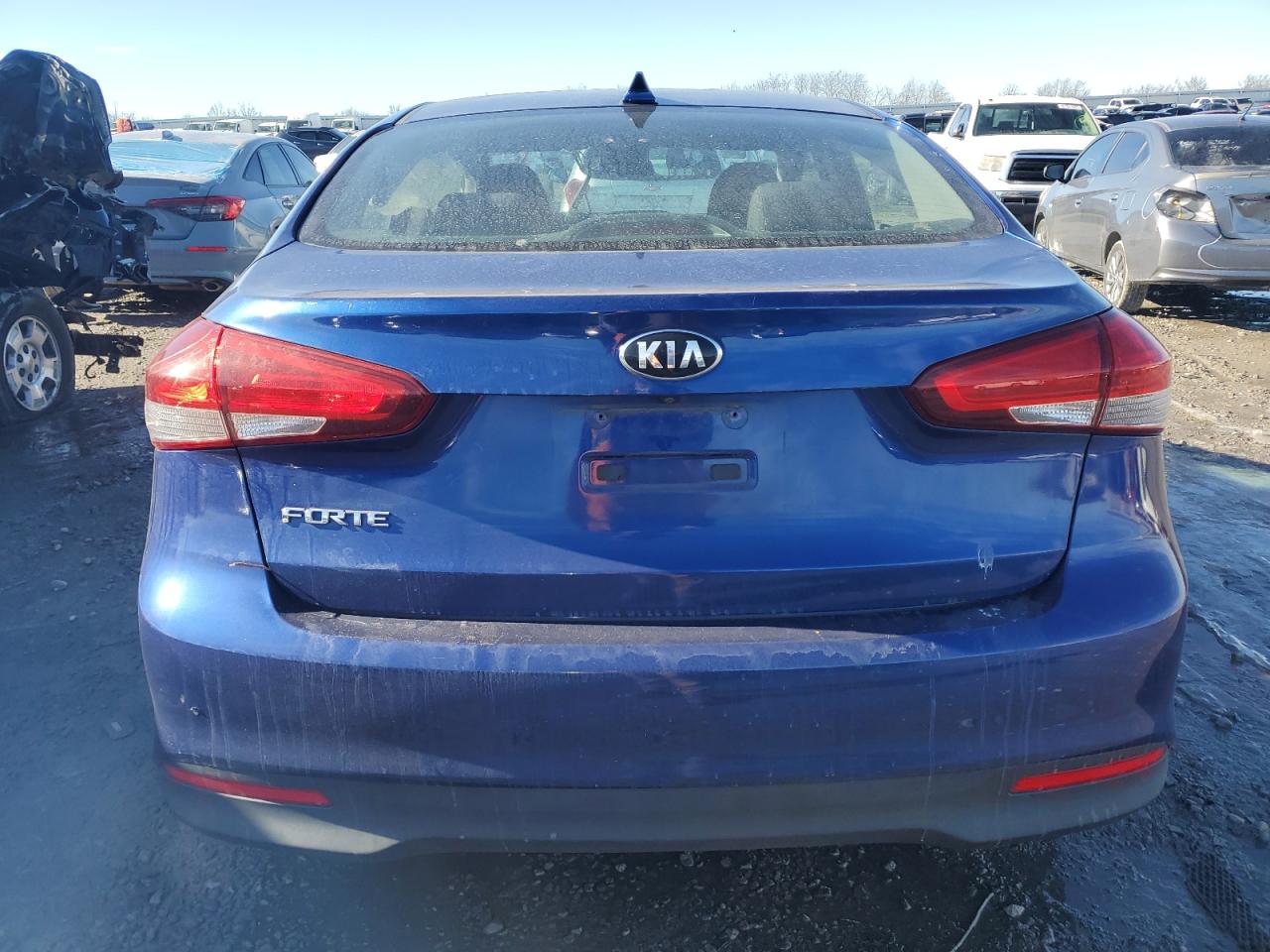 2018 Kia Forte - Image 6