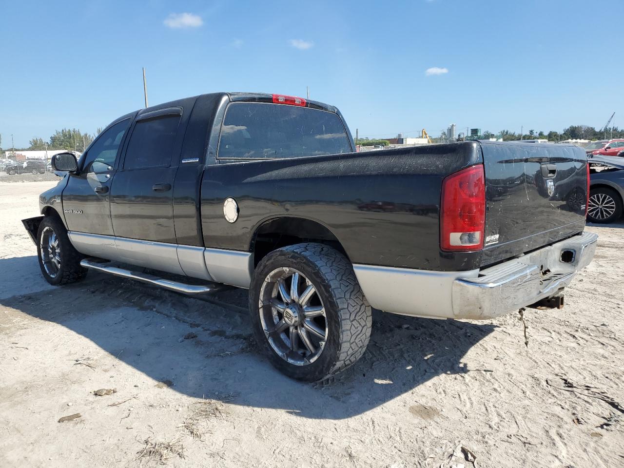 2006 Dodge RAM - Image 2