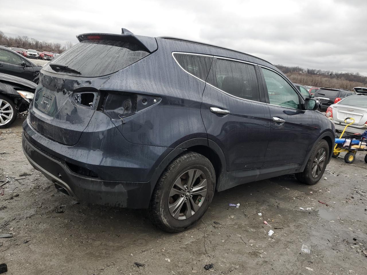 2014 Hyundai Santa Fe - Image 3