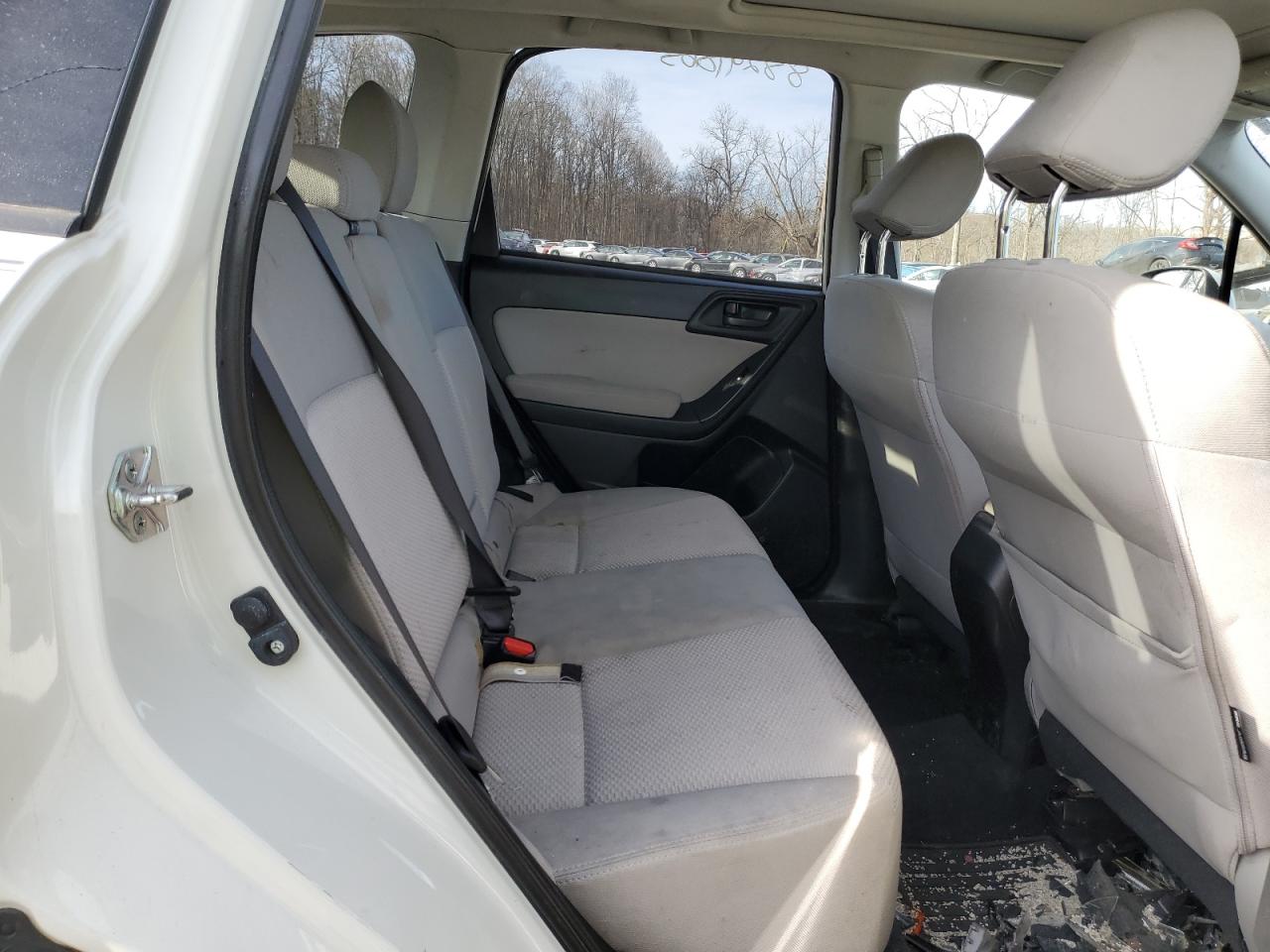 2014 Subaru Forester - Image 11