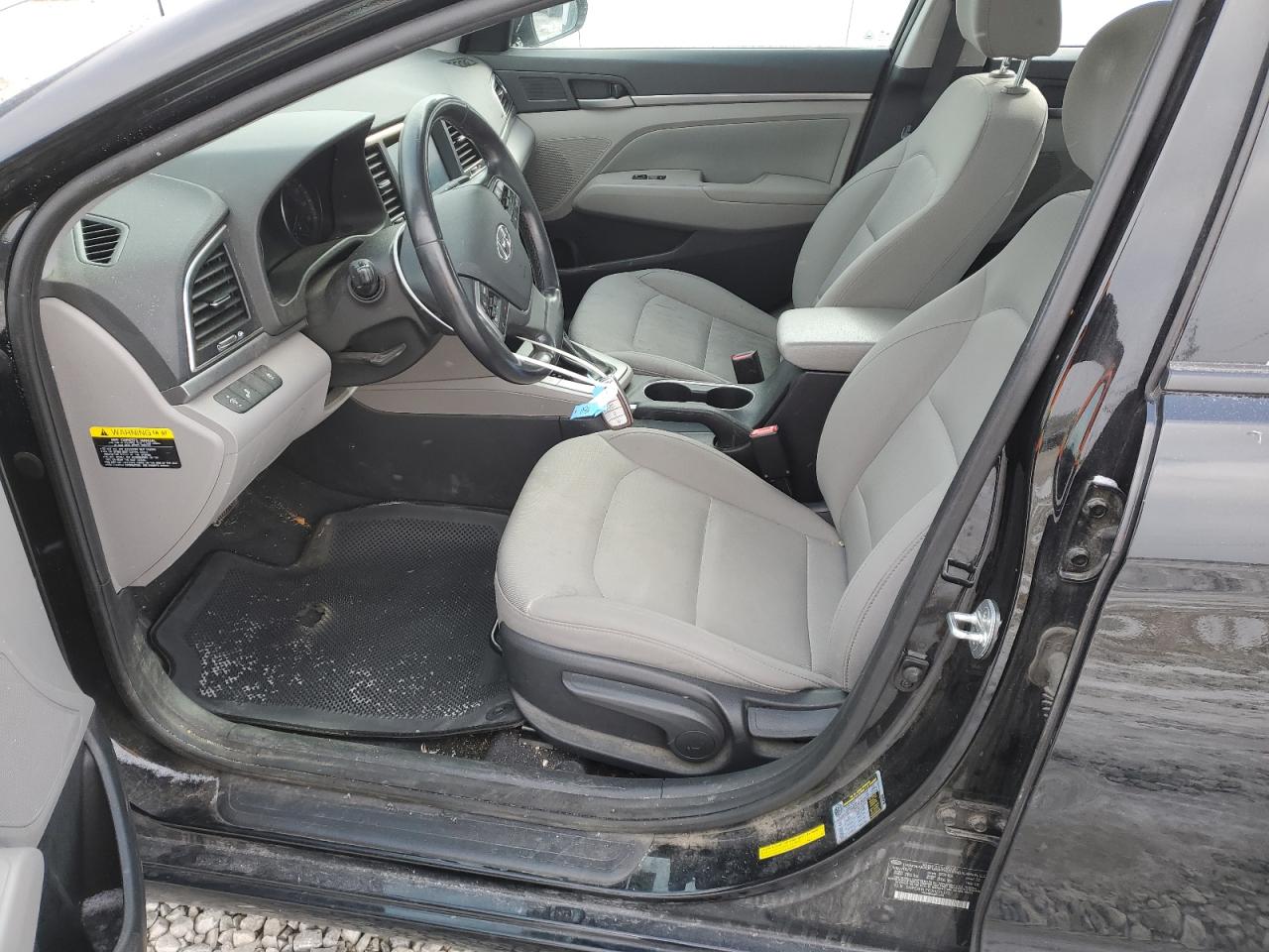 2018 Hyundai Elantra - Image 7