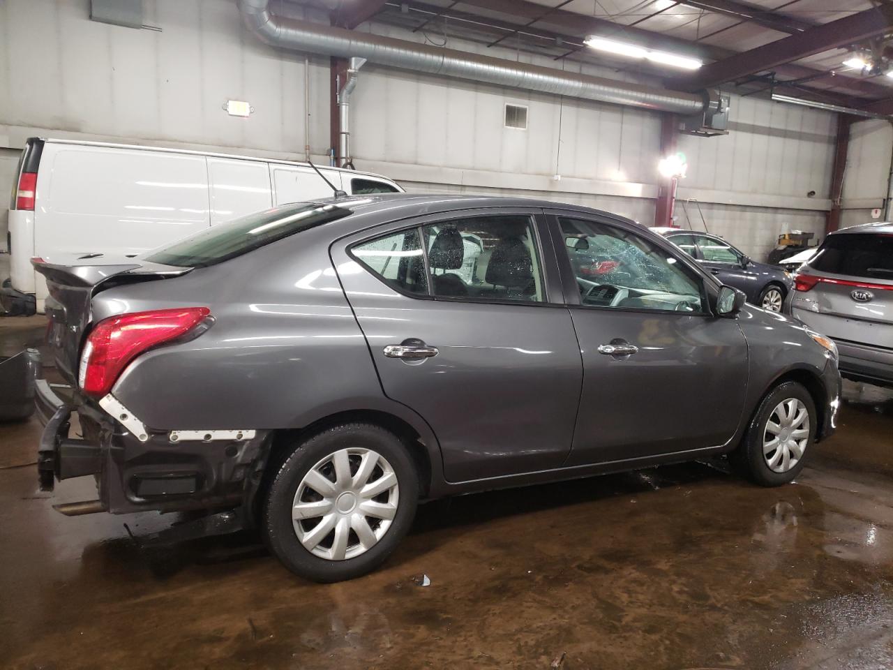 2017 Nissan Versa - Image 3