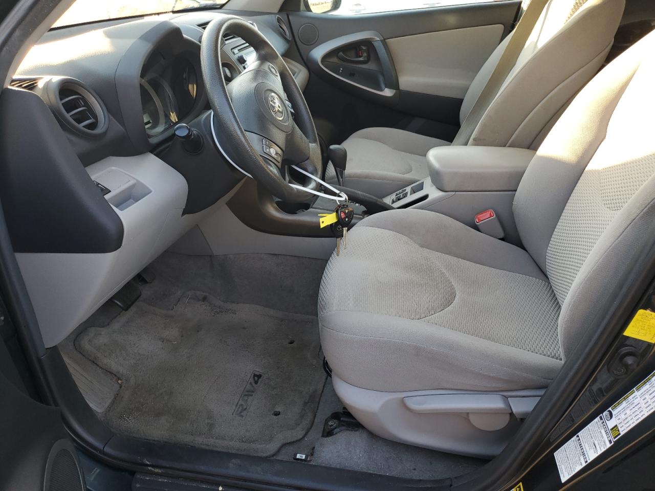 2012 Toyota RAV 4 - Image 7