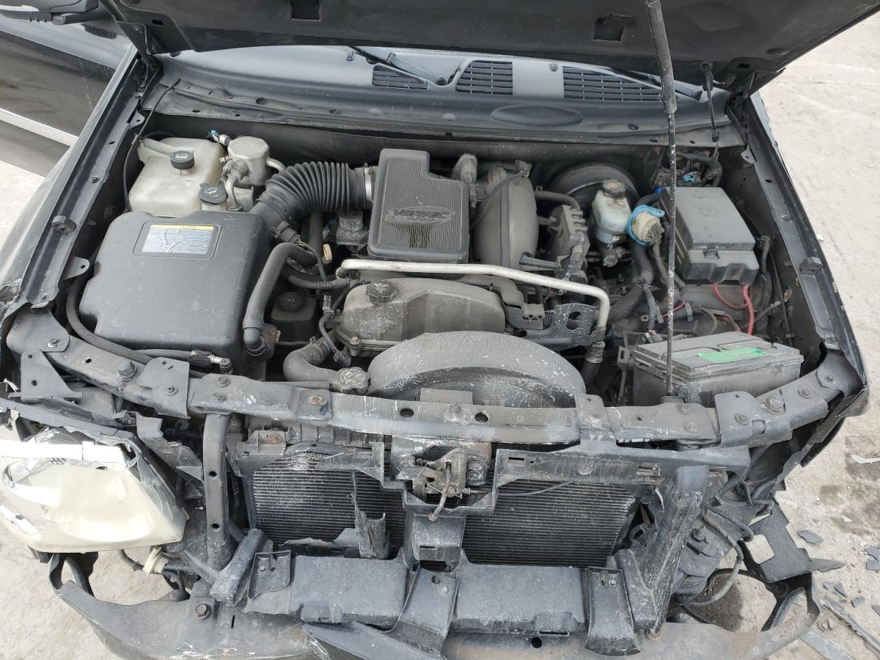 2008 GMC Envoy - Image 14