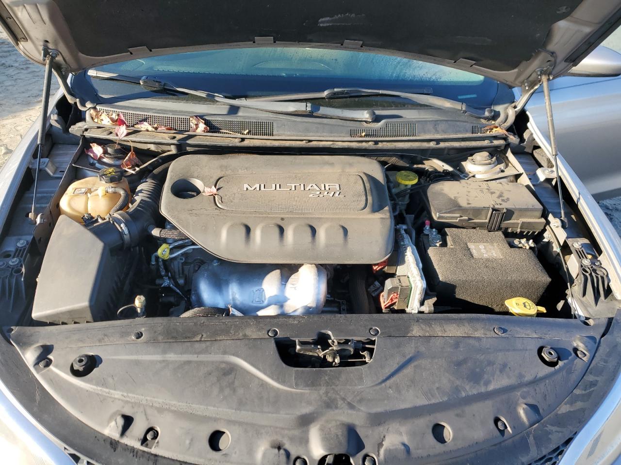 2015 Chrysler 200 - Image 11