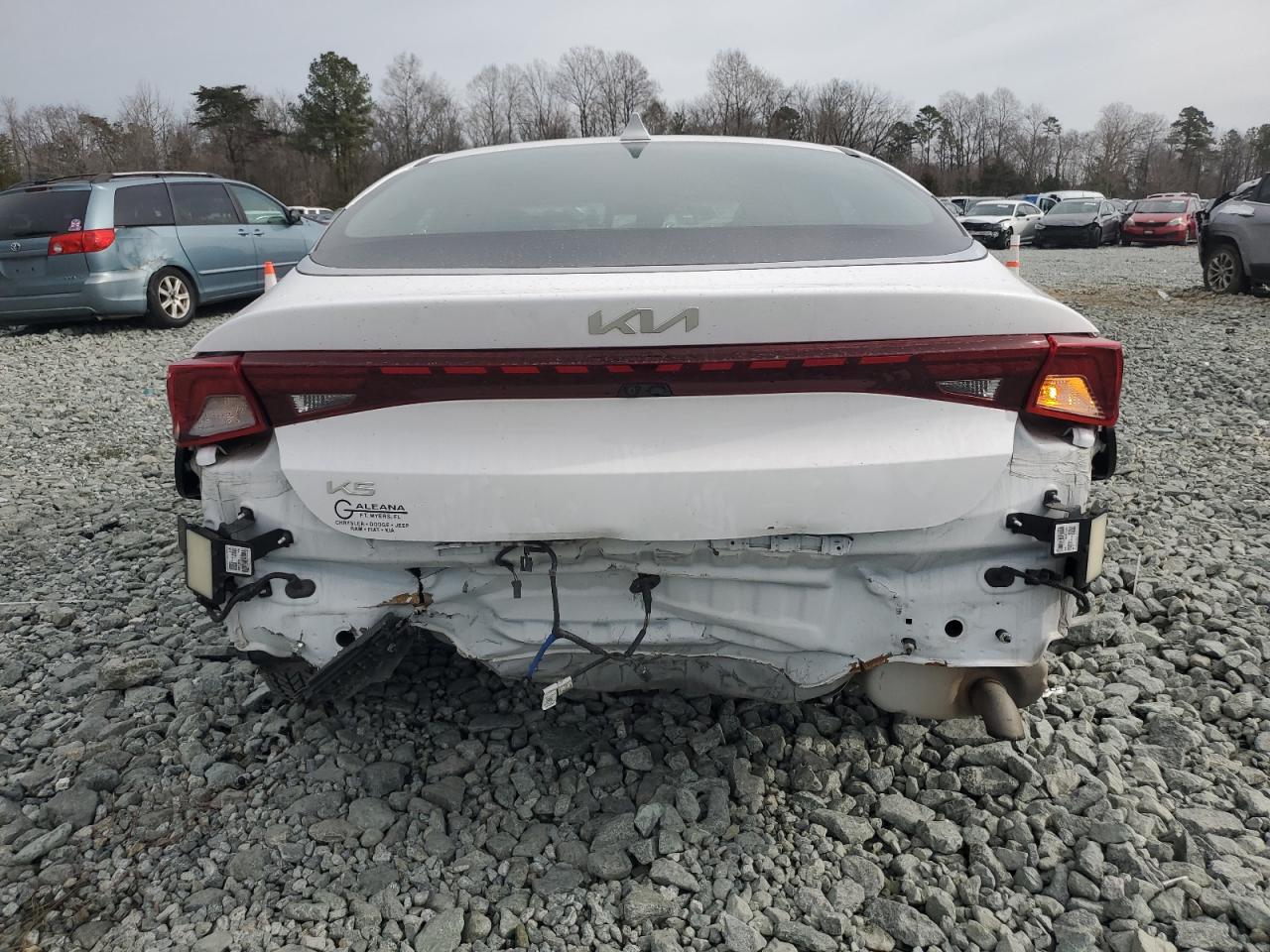 2023 Kia K5 - Image 6