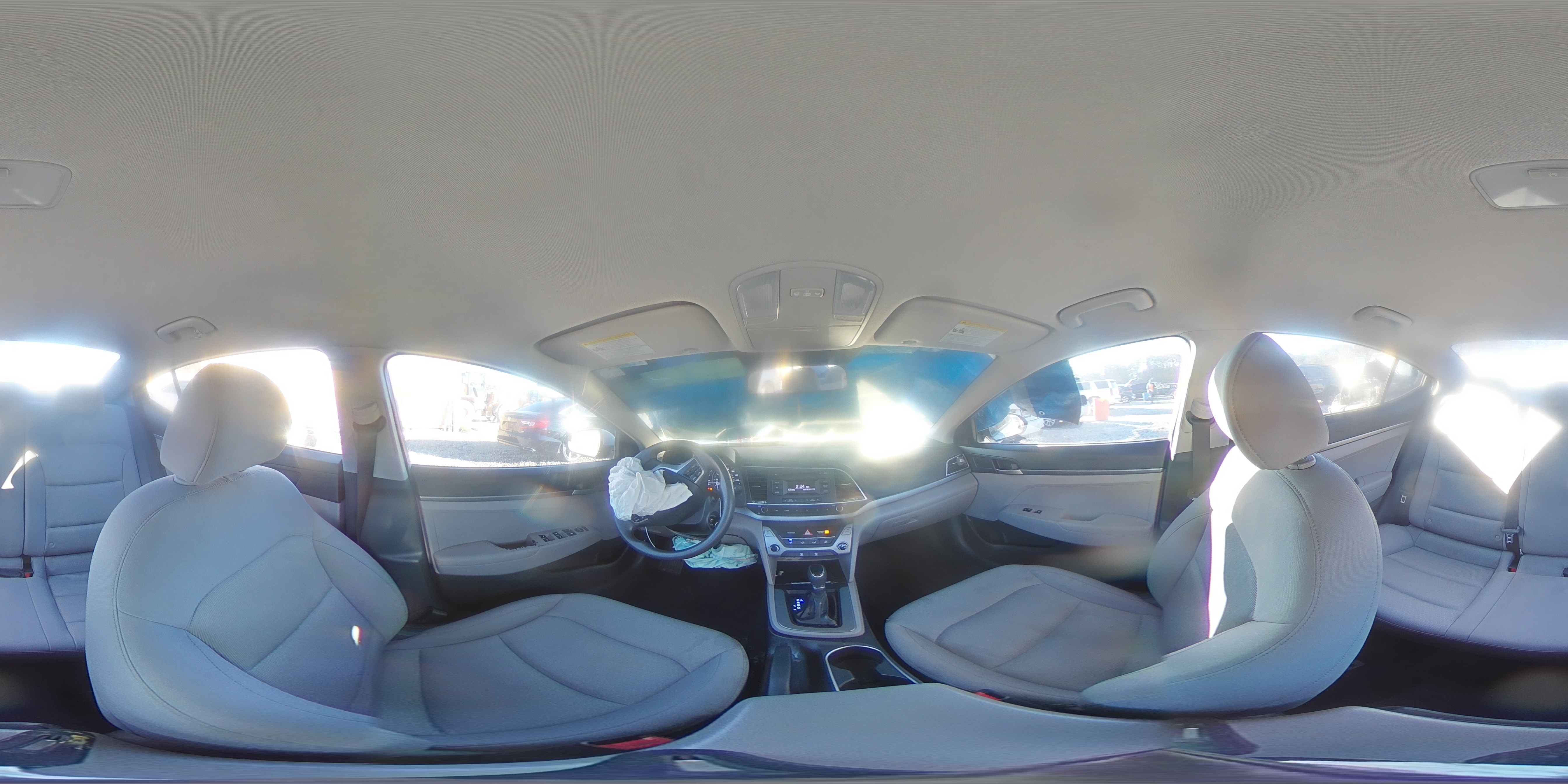 2017 Hyundai Elantra - Image 14