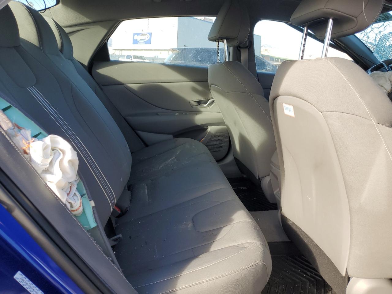 2024 Hyundai Elantra - Image 10