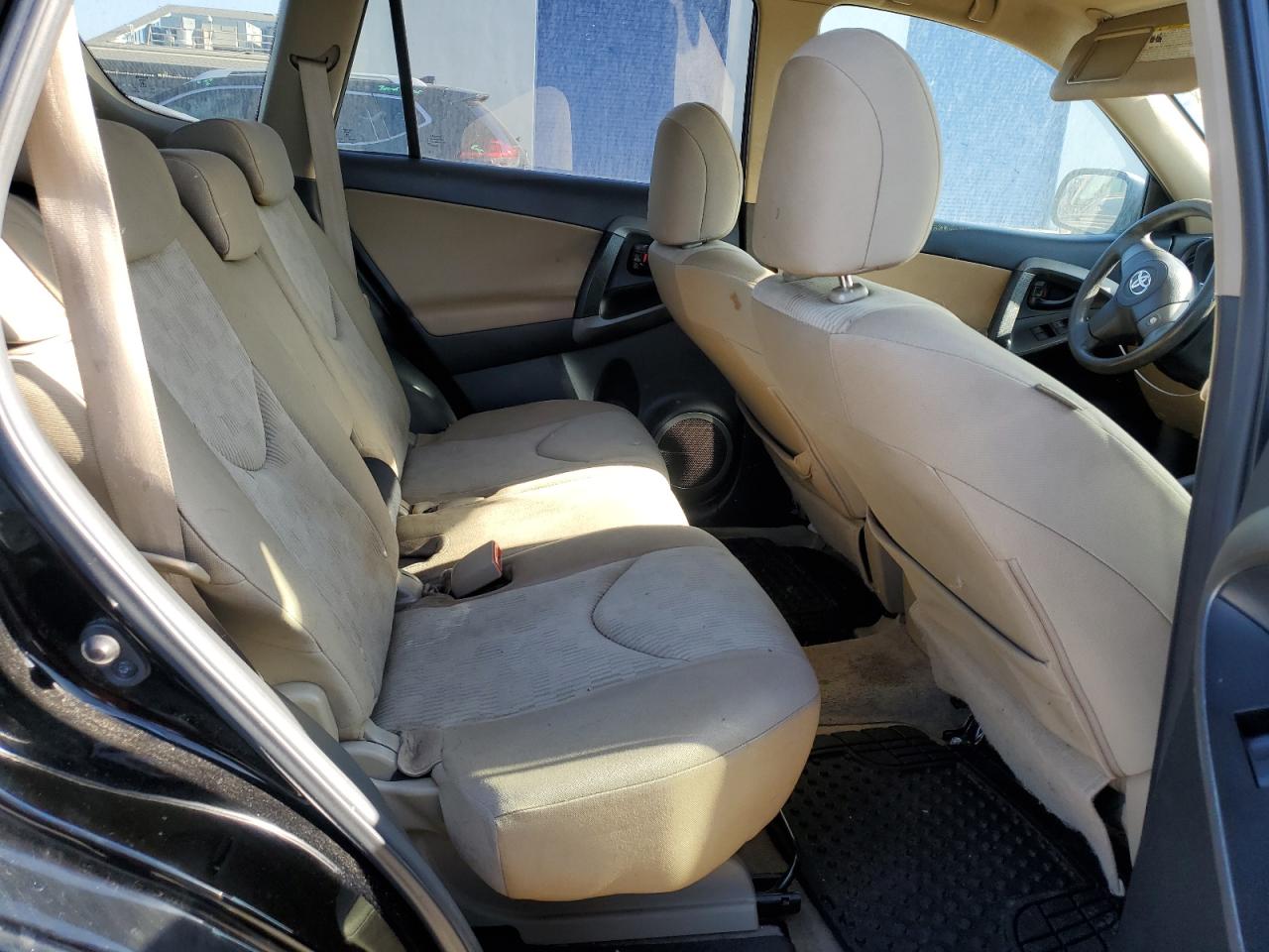 2010 Toyota RAV 4 - Image 10