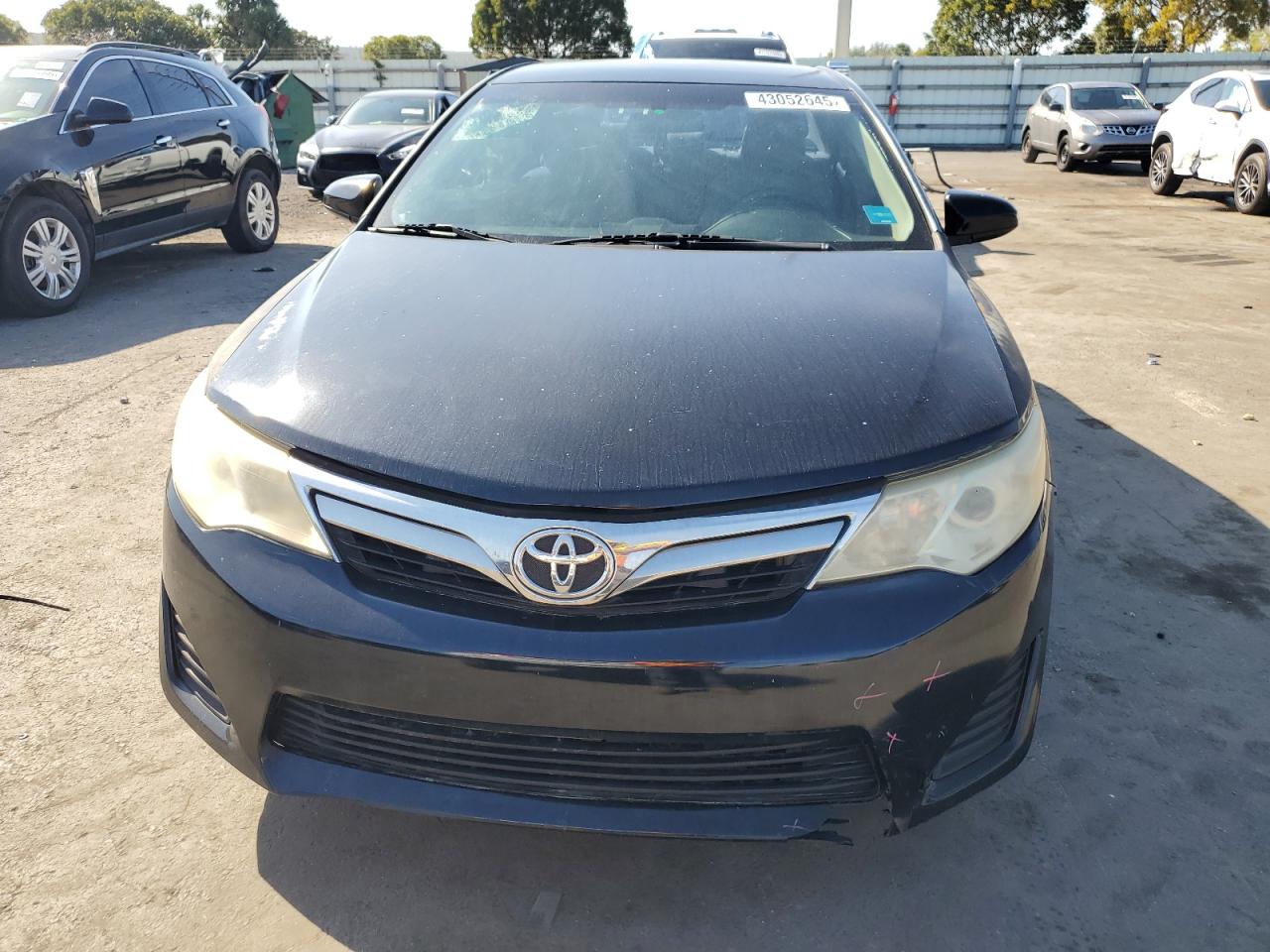 2012 Toyota Camry - Image 5