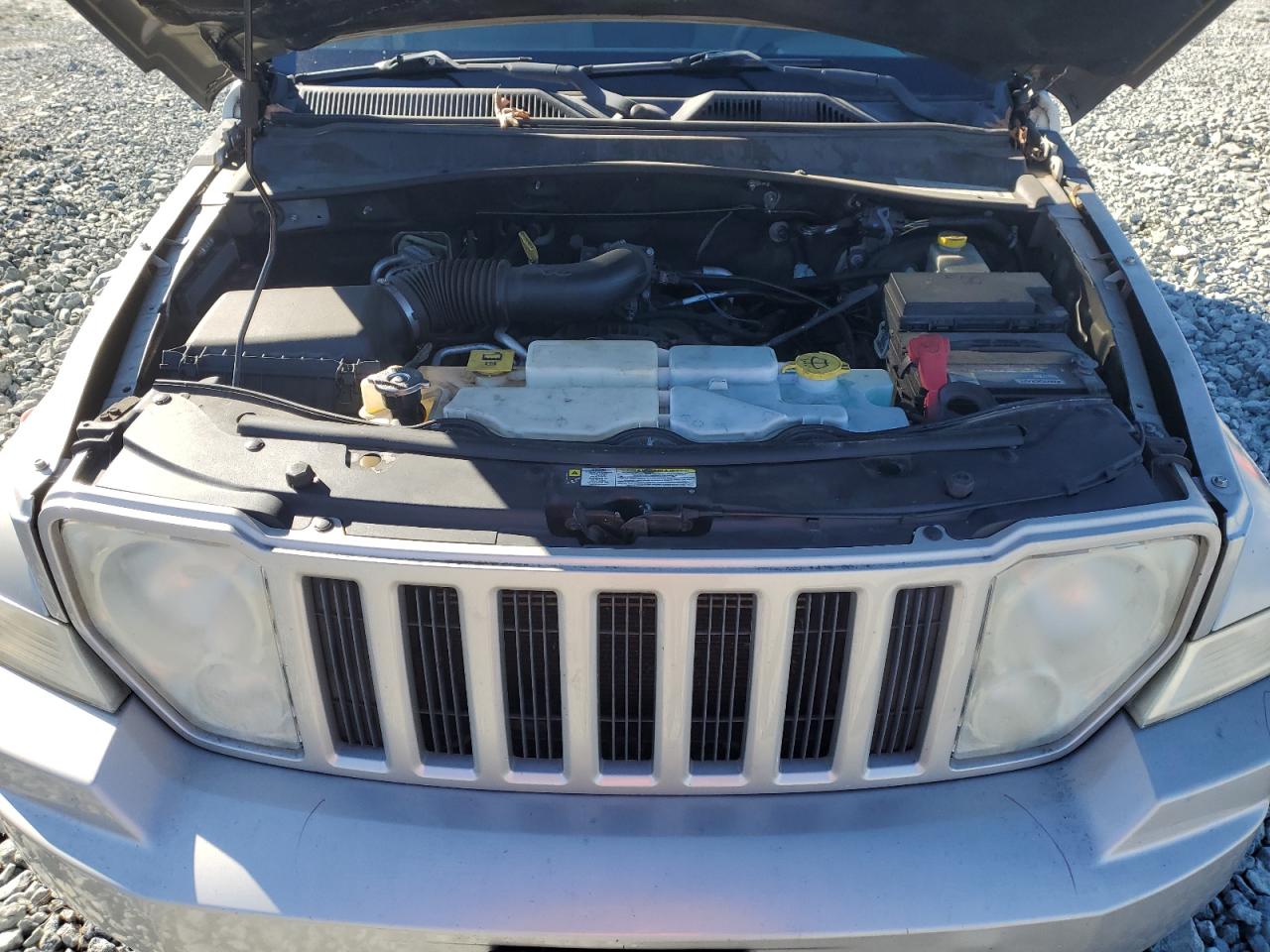 2008 Jeep Liberty (North America) - Image 12
