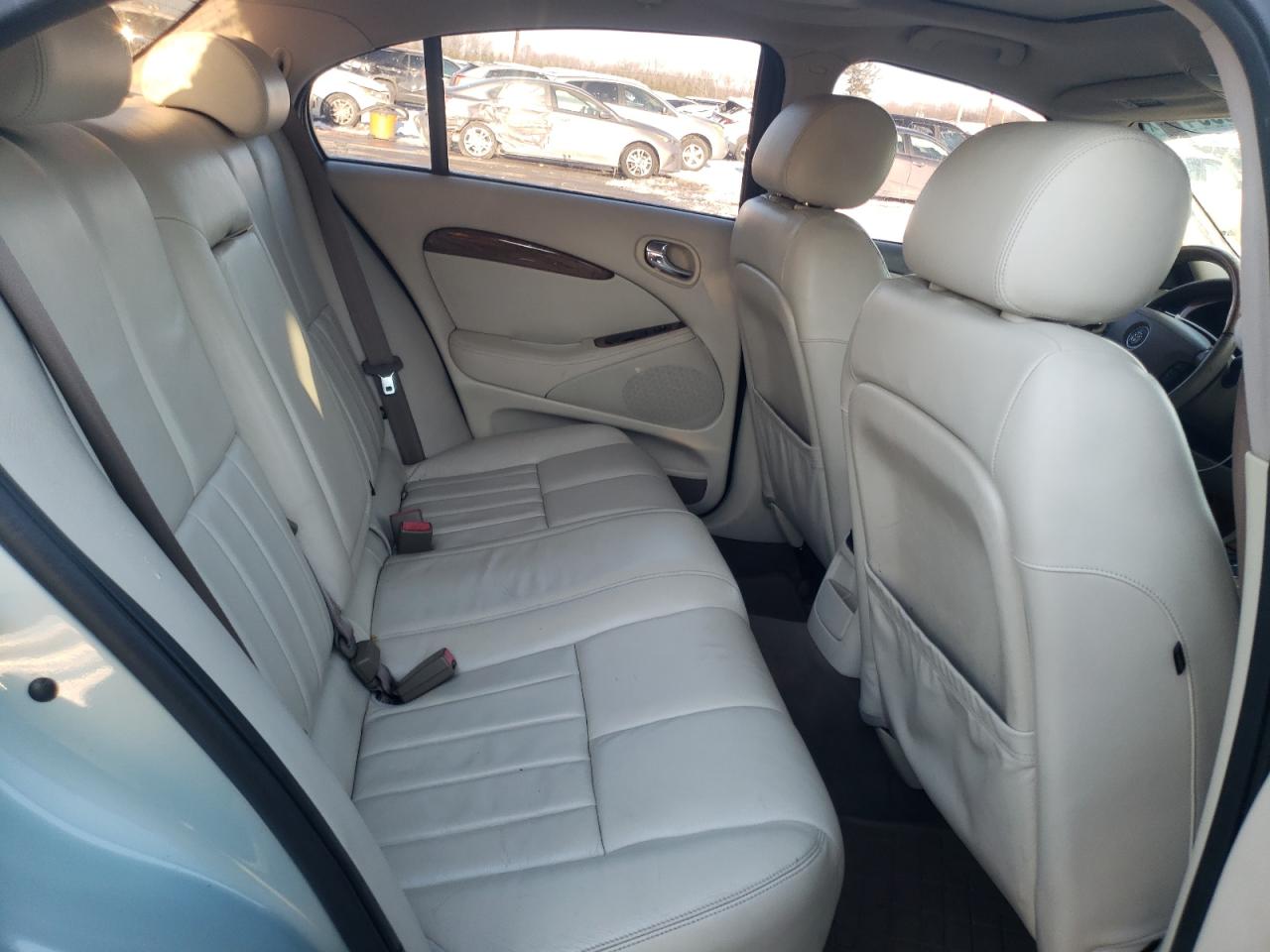 2003 Jaguar S-Type - Image 10