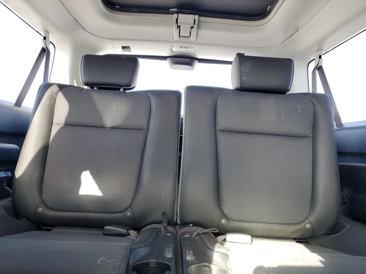 2005 Honda Element - Image 10