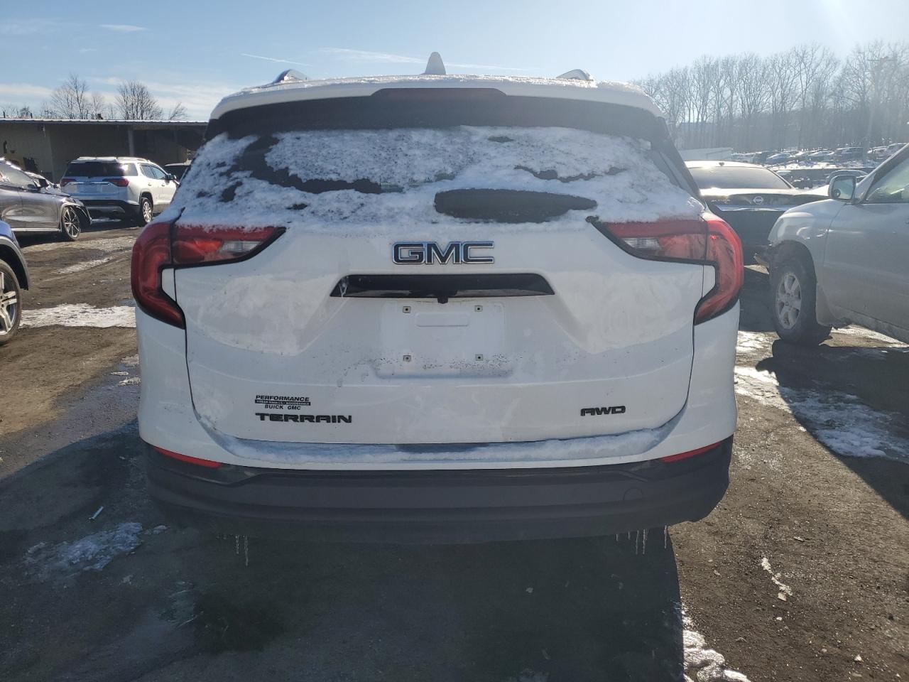 2021 GMC Terrain - Image 6