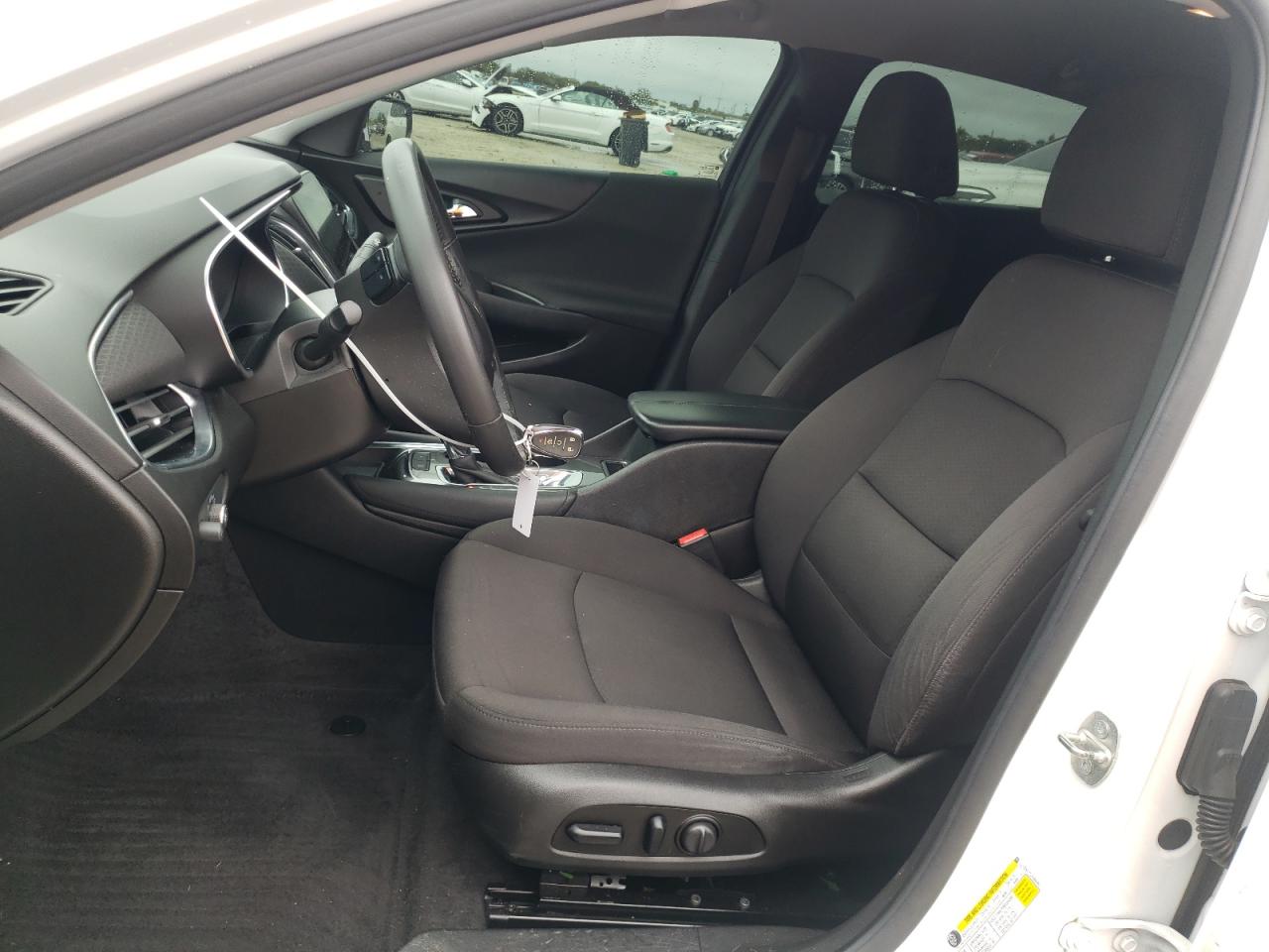 2018 Chevrolet Malibu - Image 7