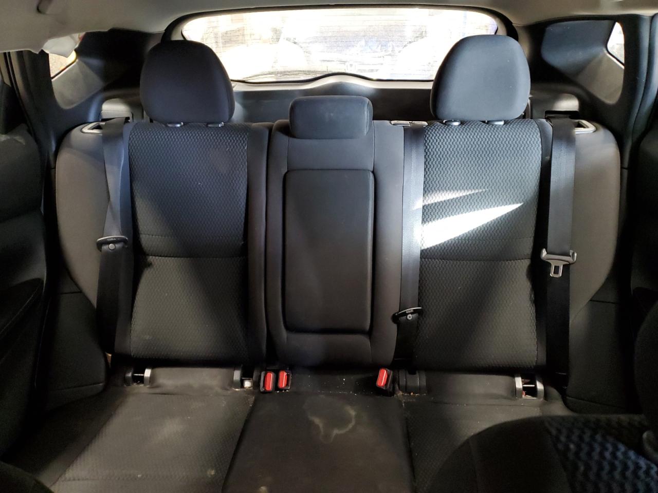 2018 Nissan Rogue - Image 10