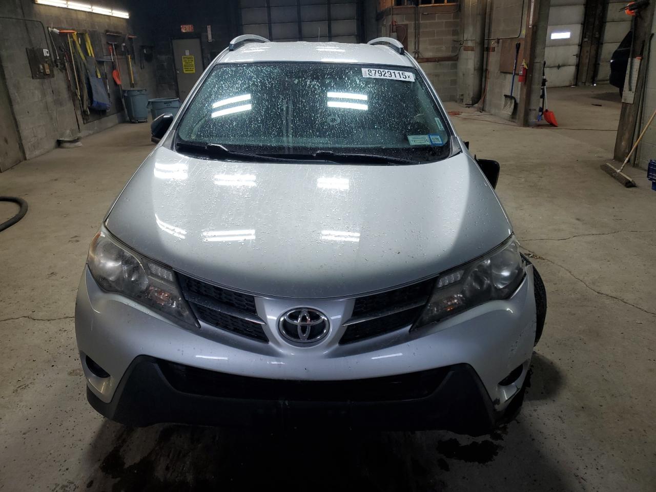 2015 Toyota RAV 4 - Image 5