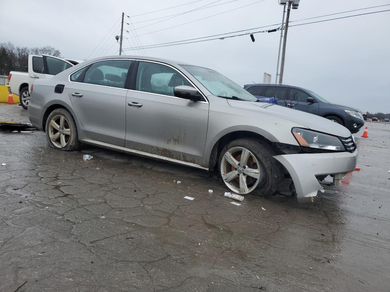 2014 Volkswagen Passat - Image 4