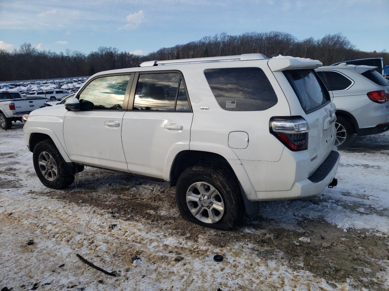 2016 Toyota 4Runner - Image 2