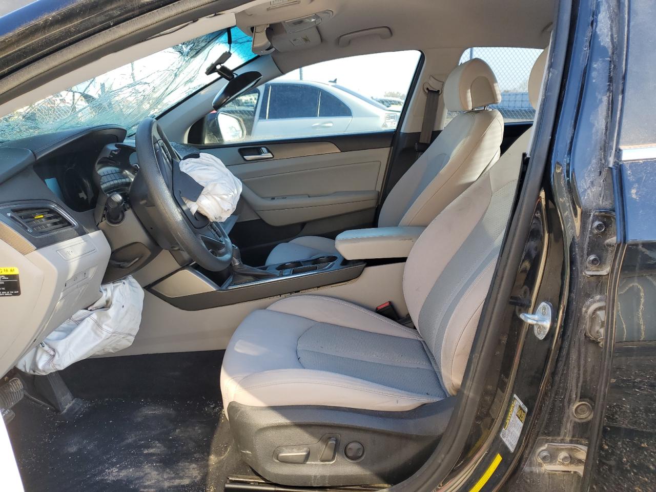 2015 Hyundai Sonata - Image 7