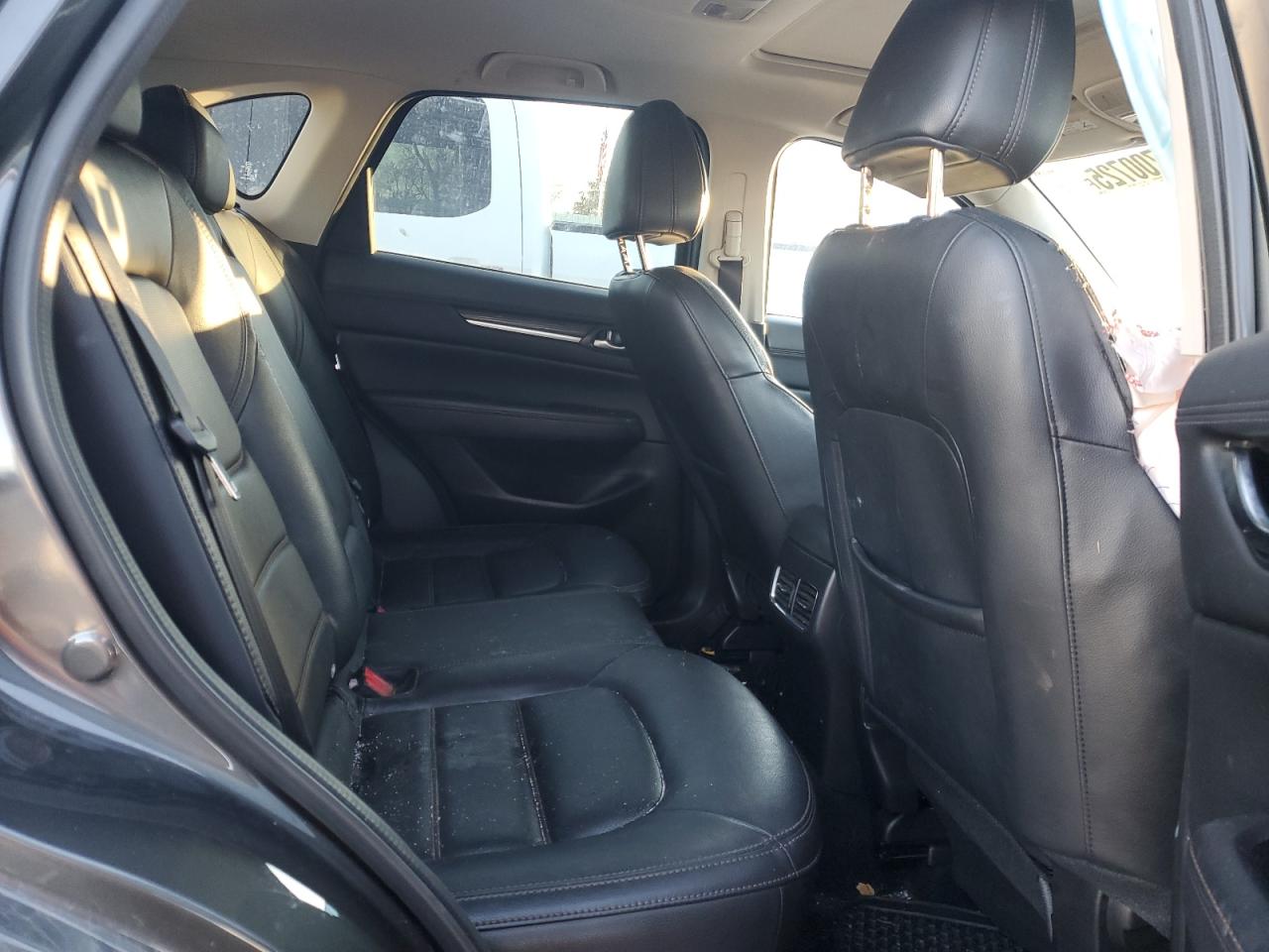 2017 Mazda CX-5 - Image 11