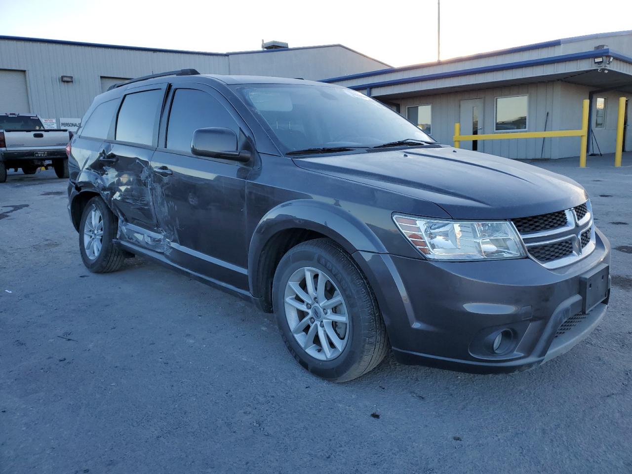2018 Dodge Journey - Image 4