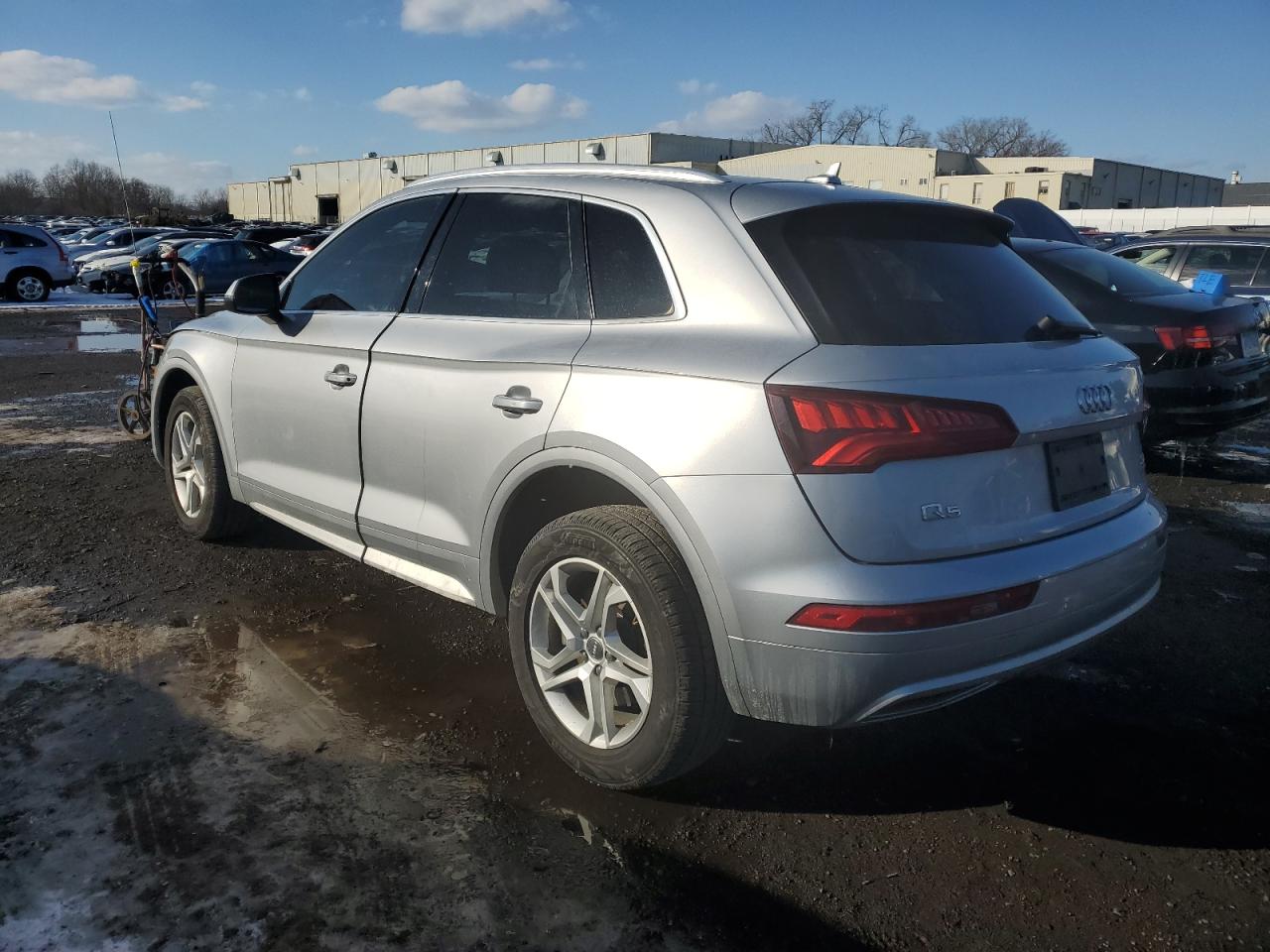 2018 Audi Q5 - Image 2