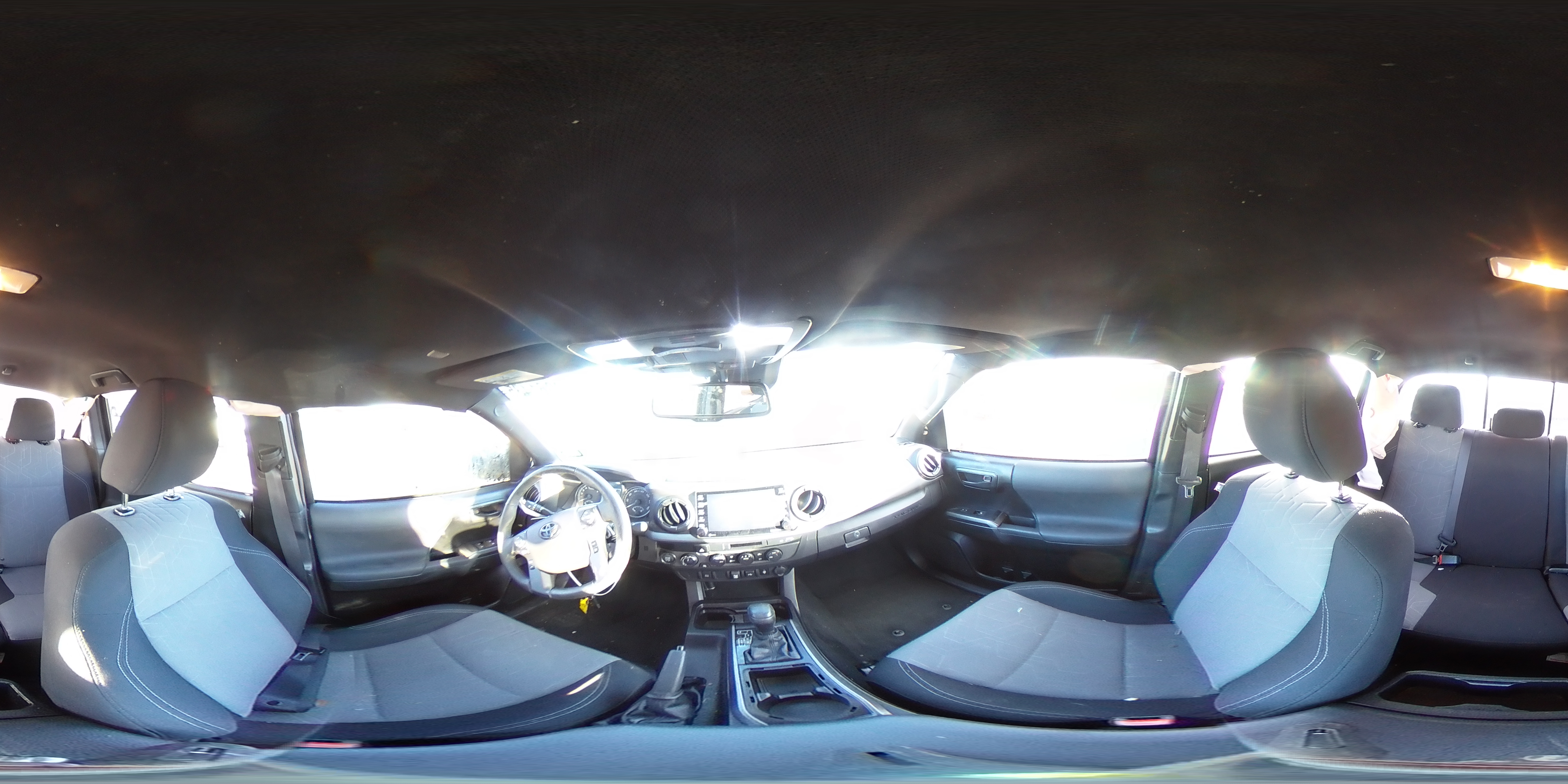2021 Toyota Tacoma - Image 13