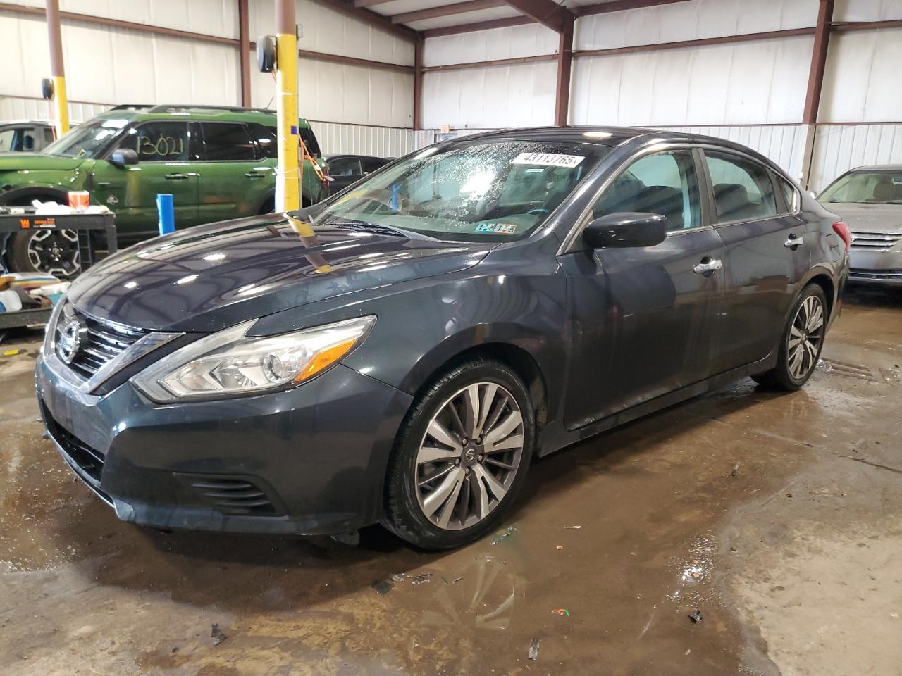 2016 Nissan Altima - Image 1