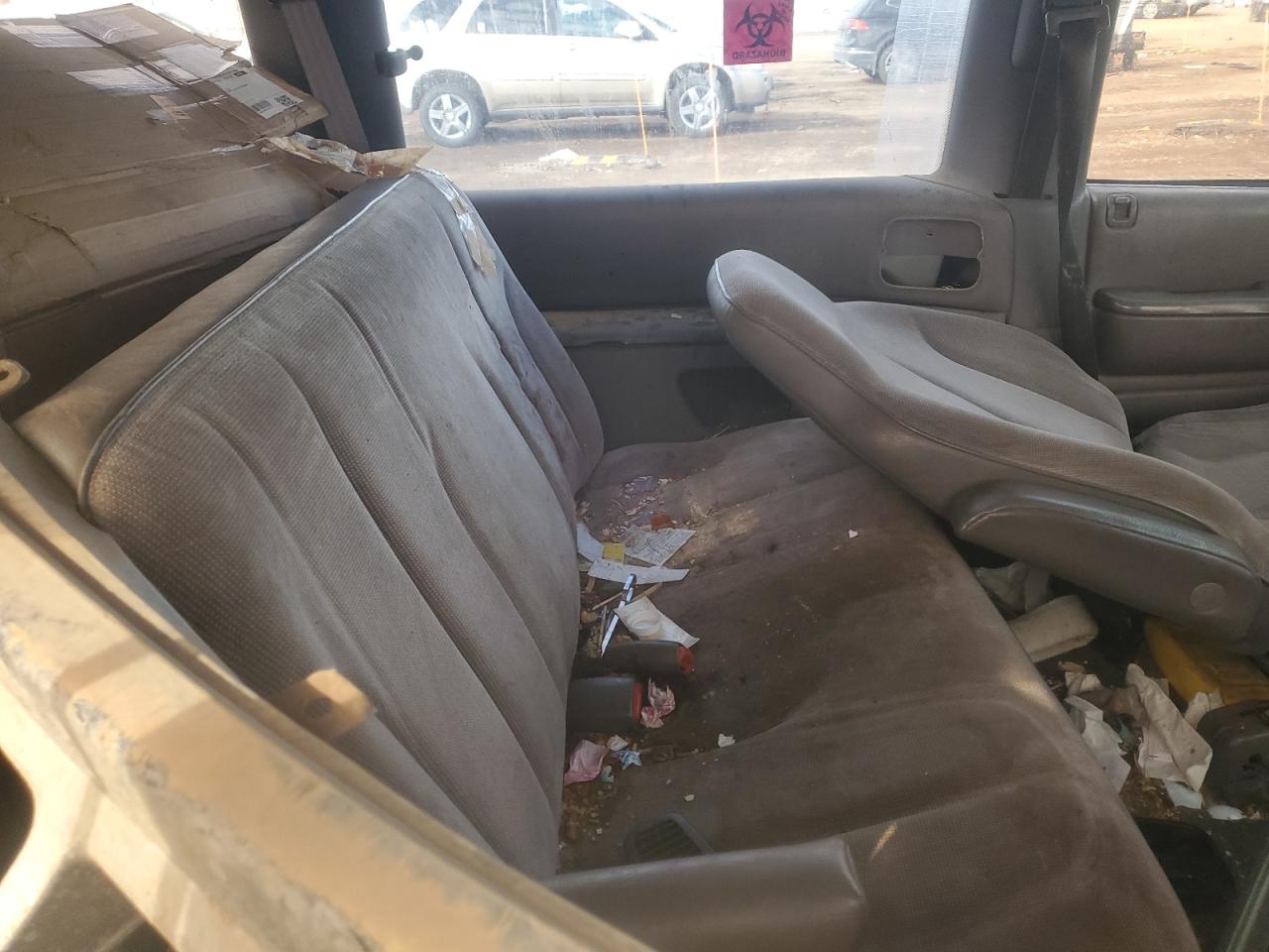 1993 Dodge Caravan - Image 12