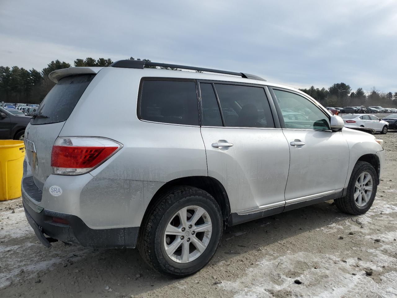 2013 Toyota Highlander - Image 3