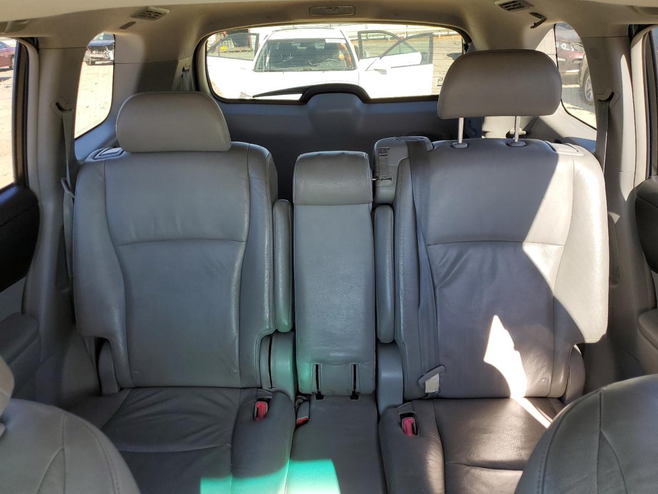 2009 Toyota Highlander - Image 10