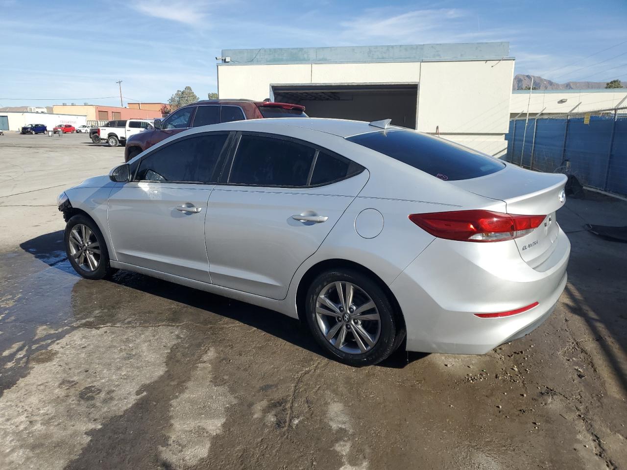 VIN KMHD84LF1HU064548 2017 HYUNDAI ELANTRA no.2