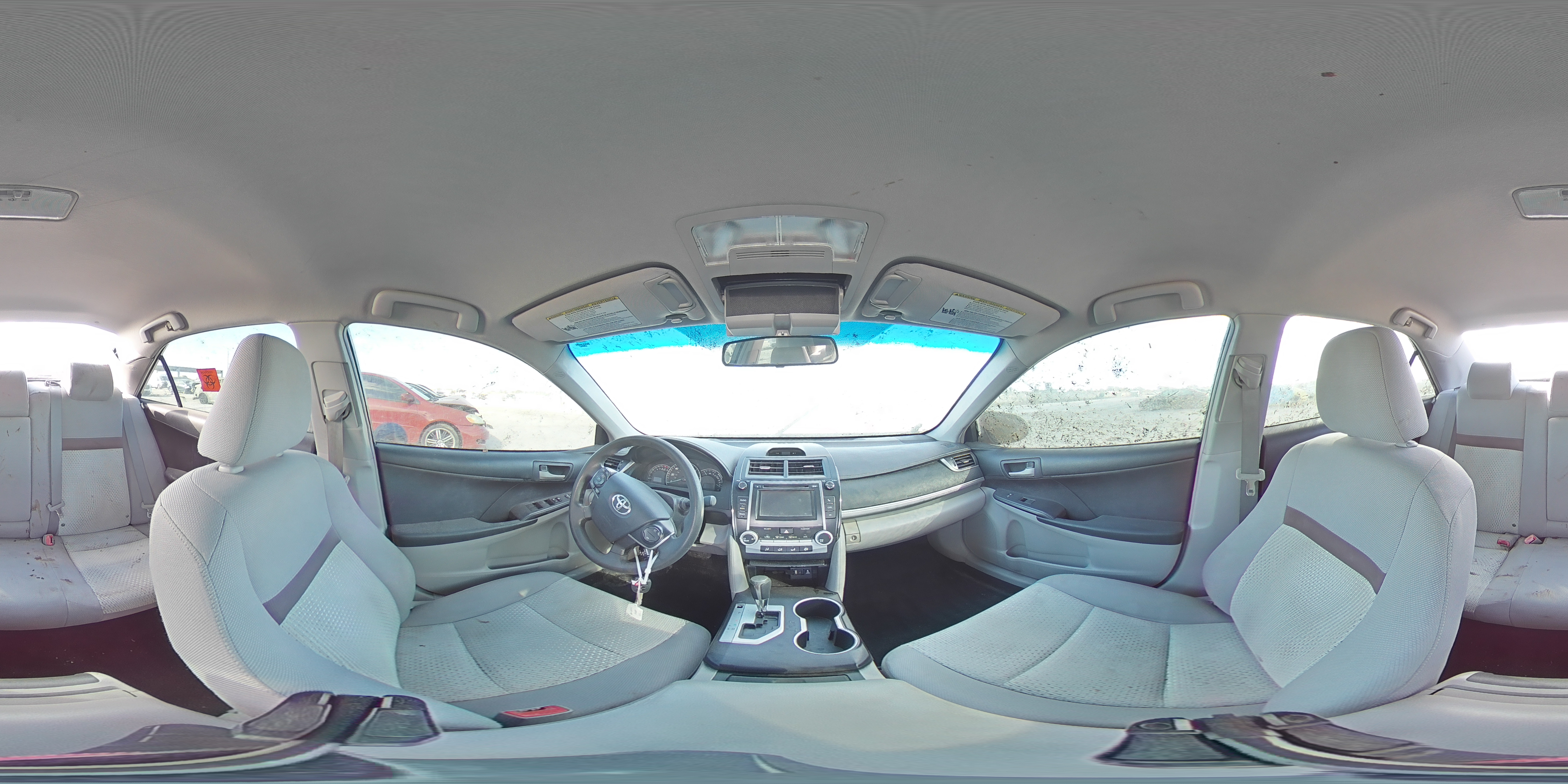 2012 Toyota Camry - Image 12