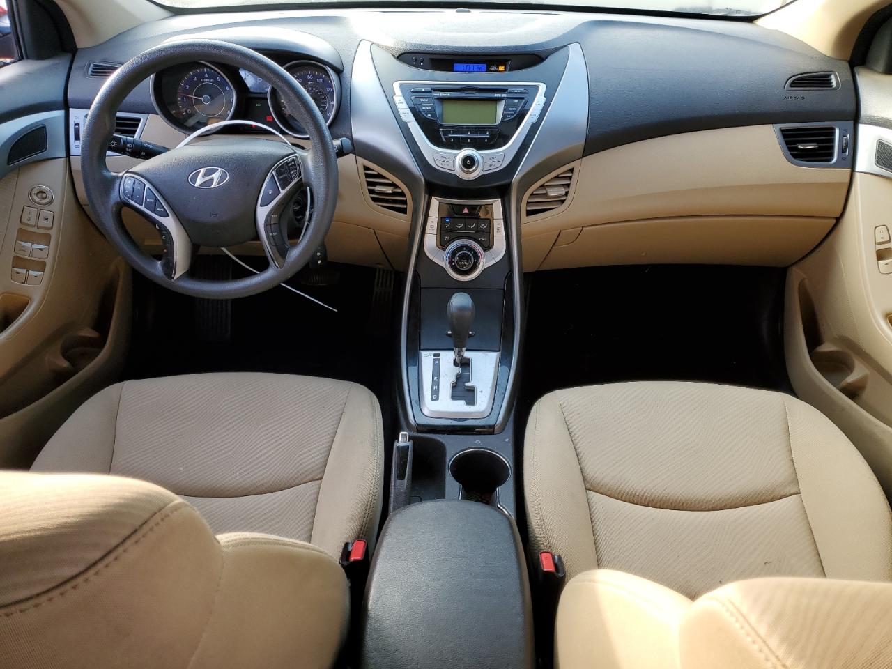 2012 Hyundai Elantra - Image 8