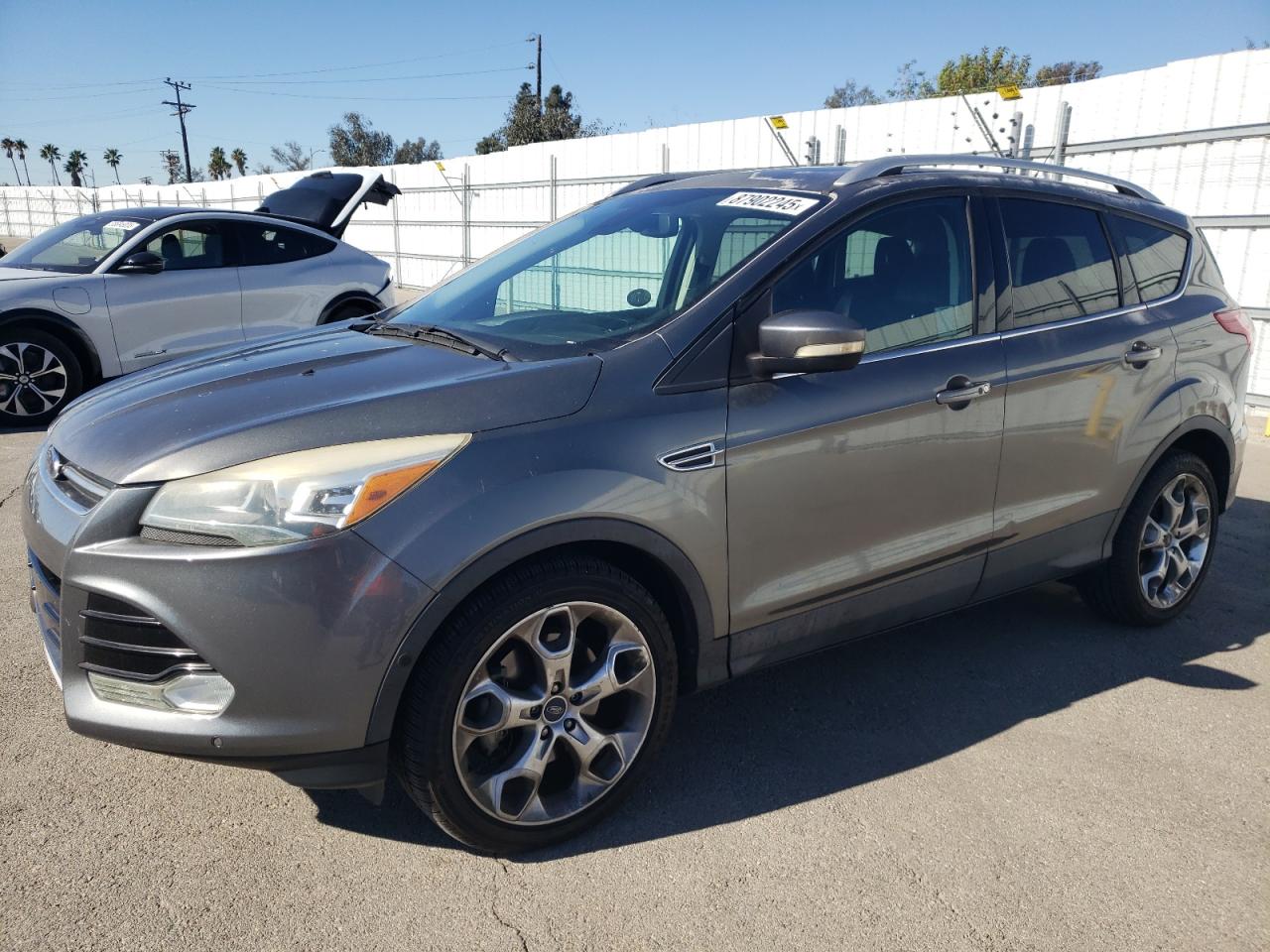 VIN 1FMCU0J96EUB99209 2014 FORD ESCAPE no.1