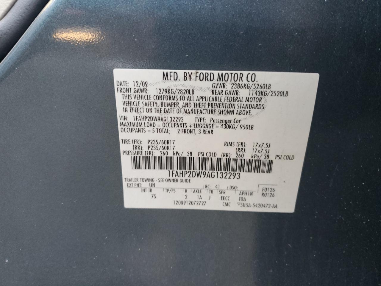 2010 Ford Taurus - Image 12