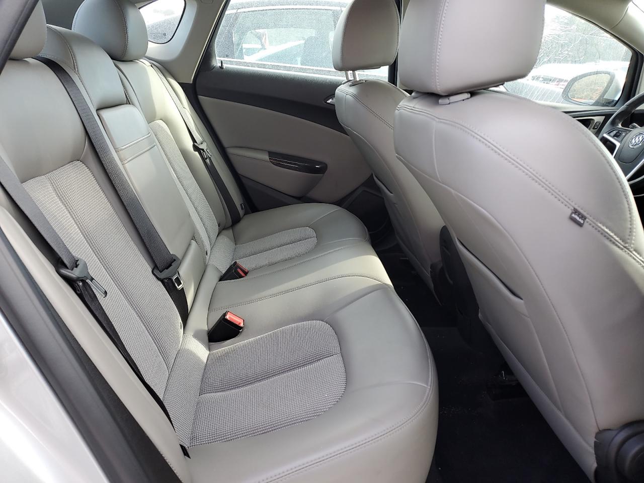 2015 Buick Verano - Image 10