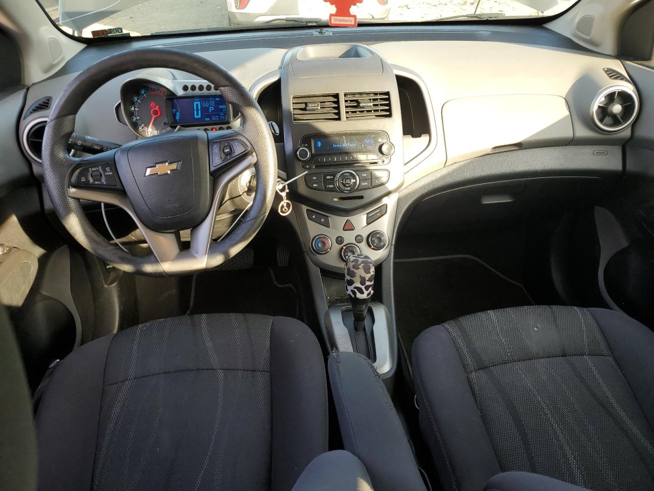 2014 Chevrolet Sonic - Image 8