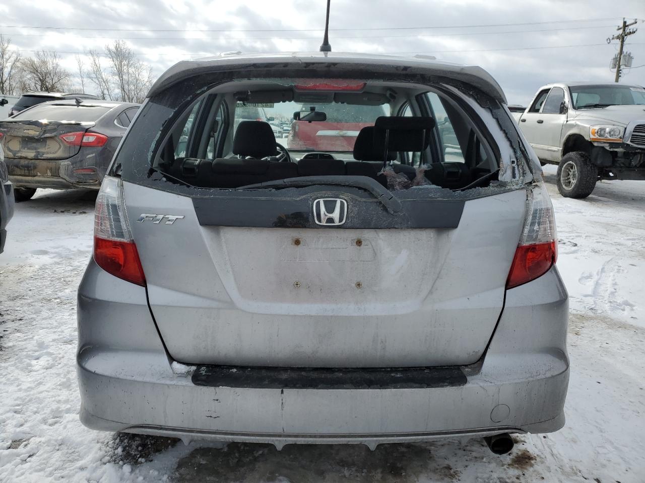 2010 Honda Fit - Image 6